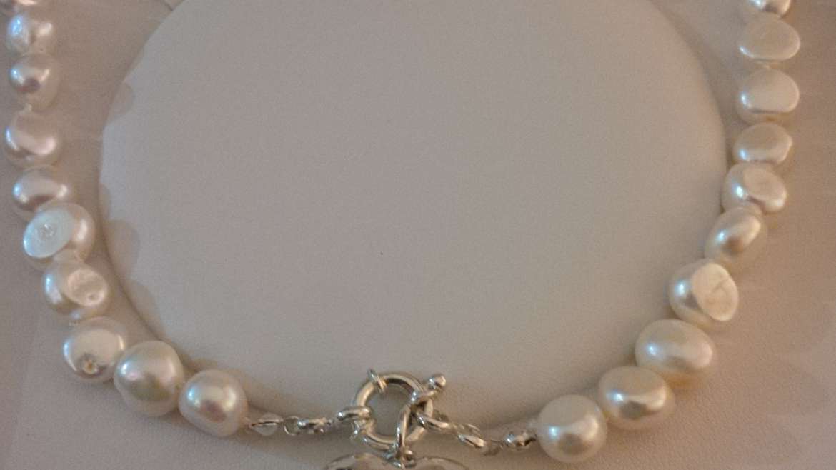 Pearl and vintage sterling silver heart